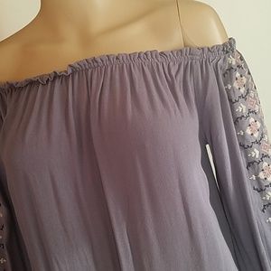 Off-Shoulder Dress.....NWT